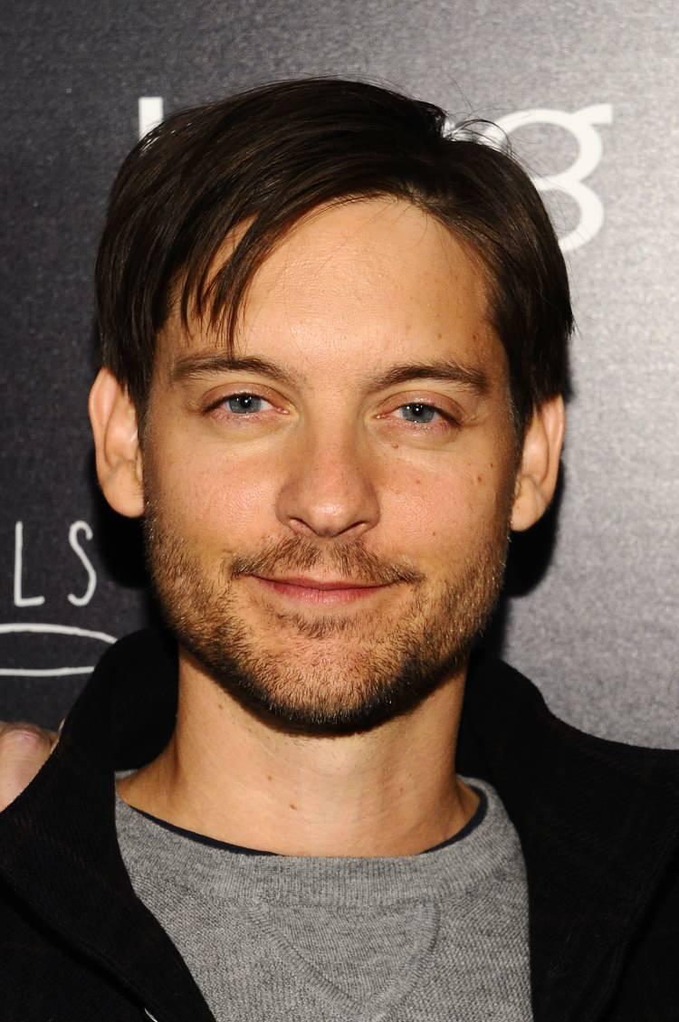 <p><span style="color:#800000"><strong>Tobey Maguire (Spider-Man 2, 2004)</strong></span></p>
<p><span style="color:#800000"><strong>17.5 milyon dolar</strong></span></p>