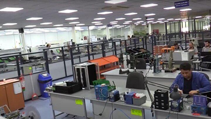 <p>Kayseri'deki üretim merkezinde, günlük yaşamda enerji ihtiyacını karşılayacak tüm bataryaların üretimi için harekete geçildi. Kentte, Türkiye'nin ve Avrupa'nın en büyük lityum pil üretim üssü kuruluyor.</p>
