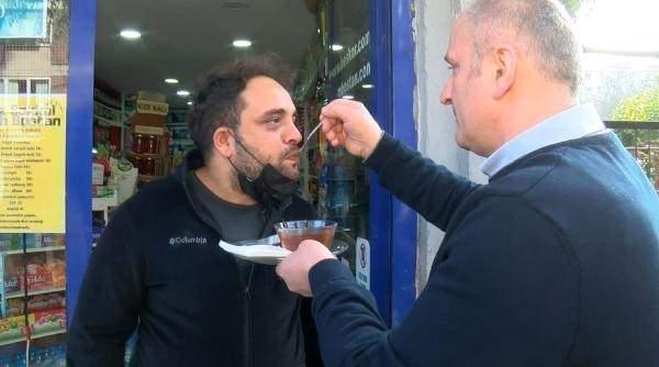 <p>Melih Şadoğlu ise, "Laz bakkal büyük bir farkındalık yarattı bence. Mahallemize değer kattı. Emlak fiyatlarını biraz yükseltti burada ama yapacak bir şey yok. Bal bir mucize bana göre. Evim bal dolu. O yüzden laz bakkaldan bal alamıyorum. Ben de aşımı olacağım, bekliyorum dört gözle" şeklinde konuştu.</p>

