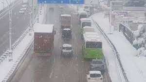 <p>HATAY 4°C, 11°C</p>

<p> </p>

<p>Parçalı bulutlu</p>

<p> </p>

<p>ISPARTA 4°C, 9°C</p>

<p> </p>

<p>Parçalı ve çok bulutlu, bu akşam saatlerinde sağanak yağışlı</p>

