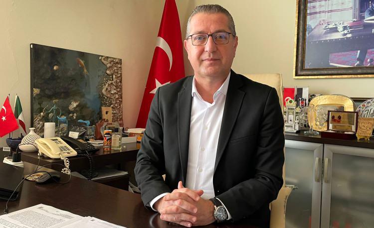 <p> Naylon poşet yasağına ek olarak önümüzdeki günlerde cam şişe uygulamasına geçilmesi gibi ya da tek kullanımlık plastik bardakların da adada kullanımının yasaklanması gibi birçok yenilik hayata geçirilebilir."</p>