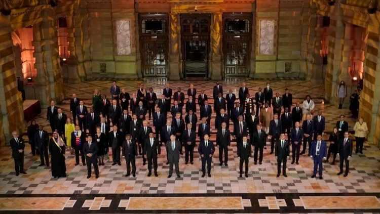 <p>13 KASIM - COP26 İKLİM ZİRVESİ</p>

<p>1-12 Kasım tarihleri arasında İskoçya’nın Glasgow şehrinde düzenlenen Birleşmiş Milletler İklim Değişikliği Çerçeve Sözleşmesi 26. Taraflar Konferansı (COP26) düzenlendi. COP26 görüşmelerinde, Türkiye’nin de aralarında bulunduğu 120’den fazla ülke sürdürülebilir kalkınma ve kapsayıcı bir kırsal dönüşümün teşviki çerçevesinde, ormansızlaşmayı durdurmak için birlikte çalışmayı taahhüt etti. Aynı zamanda ormanların korunması, iyileştirilmesi ve sürdürülebilir yönetimin sağlanması amacıyla 2021-2025 yılları arasında iklim finansmanı için toplu olarak 12 milyar ABD doları destek sağlanacağı duyuruldu.</p>
