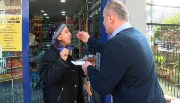 <p>Lazovac'dan tatmaya gelen bir esnaf ise, "Vallahi efsane. İki doz Biontech, biz doz Lazovac. Bundan sonra ölünceye kadar yaşarız artık. Şimdi koşturmaya gidiyorum" ifadelerini kullandı.</p>

