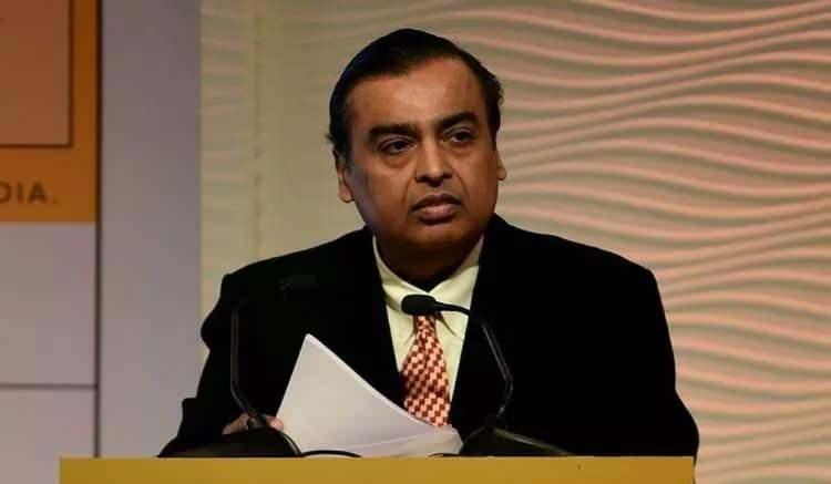 <p>10- MUKESH AMBANİ: 84,5 MİLYAR DOLAR</p>
<p> </p>