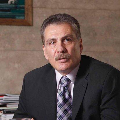 <p>SEZAİ BACAKSIZ</p>
