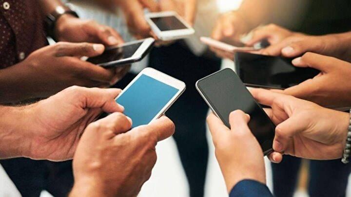 <p>Yönetmelikle, Bankacılık Düzenleme ve Denetleme Kurumunun (BDDK) cep telefonlarında "yenilenmiş ürün teşviki" kapsamında fiyat limitlerinde ve taksit sayılarında yaptığı değişikliğe uygun düzenlemeye gidildi.</p>
