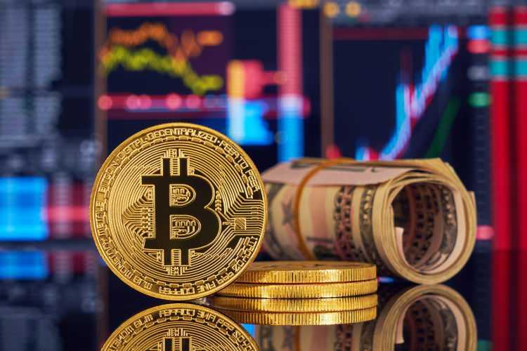 &Uuml;&ccedil; g&uuml;nde y&uuml;zde 17 değerlendi! Bitcoin 34.000 doları da aştı
