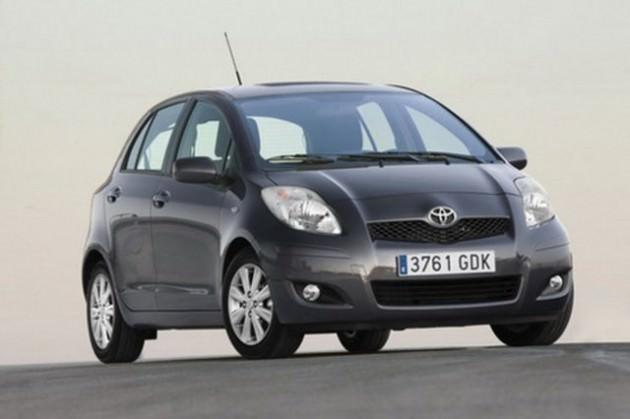<p>Toyota Yaris 1.0 100 Km'de 5.1lt yakıt tüketiyor.</p>