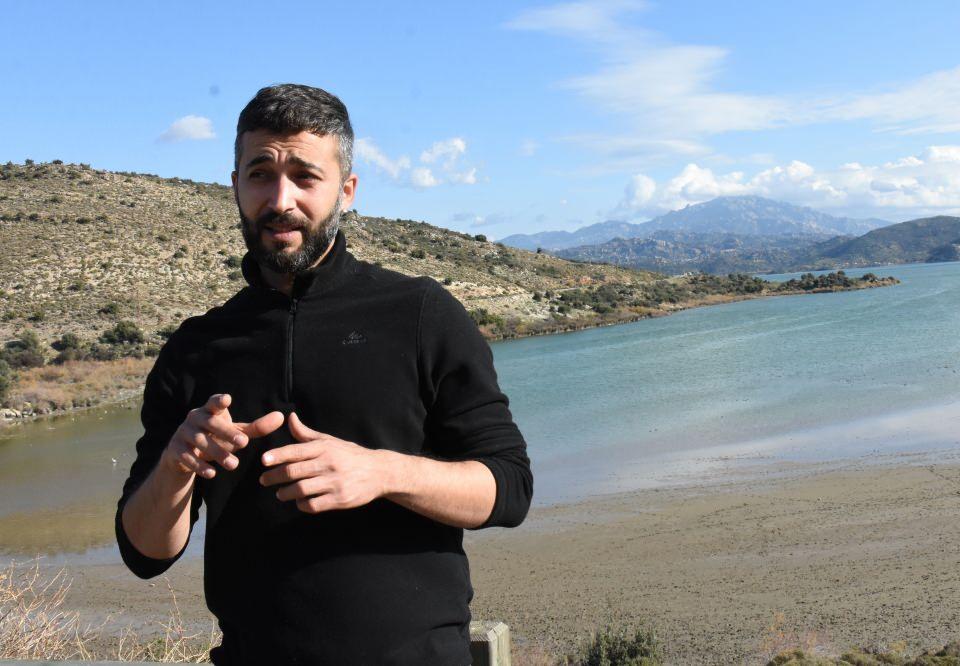 <p> Bu GPS tasma verisi bize aslında 'Bu yolları geçişler için ne sıklıkla kullanıyorlar, araçlar ve trafik bu hayvanlar için büyük bir tehlike mi?' bunları gösterecek."<br />
 </p>
