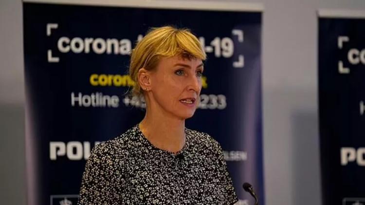 Danimarkalı bilim insanı tarih verdi: Koronavir&uuml;s pandemisini bitirecek!