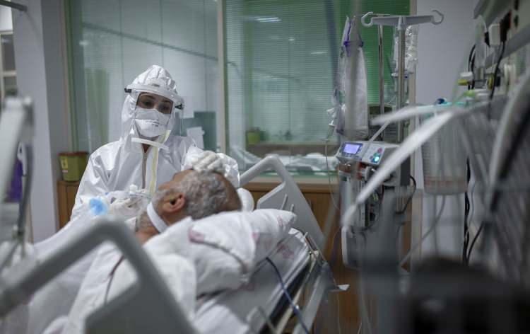 <p>Araştırmada katılımcılara “En büyük korkunuz nedir’’ sorusu yöneltildi ve yüzde 51,8 ile ‘sevdiklerimi kaybetmek’ cevabı ilk sırada yer aldı. </p>