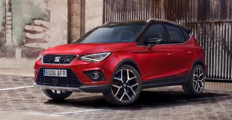 <p><strong>SEAT</strong></p>
<p>ARONA 1.0 EcoTSI 110 HP DSG Style</p>
<p>Fiyatı <strong>459.000 </strong>TL</p>
<p>1.0 EcoTSI 110 HP DSG Xperience ve FR - <strong>489.000 </strong>TL</p>