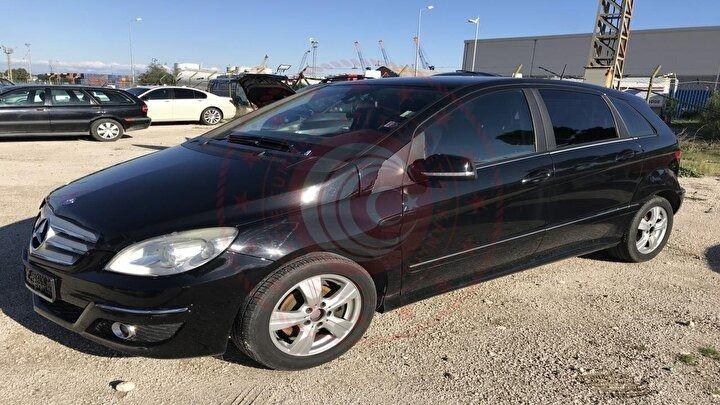 <p>2009 MERCEDES - BENZ B 200 CDI / Km:<br />
253301 / Başlangıç Bedeli:<br />
259.500 ₺</p>
