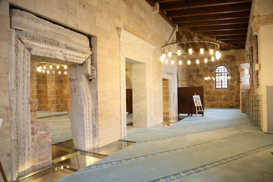 <p><strong>15 ASIRLIK CAMİ</strong></p>
<p>Vakıflar Bölge Müdürü Hüseyin Coşar, Şehzade Korkut Camii'nin 15 asırlık ve 2 bin 500 yıl öncesine kadar birçok medeniyete ev sahipliği yapan Kaleiçi'nin simge eserlerinden biri olduğunu söyledi. </p>