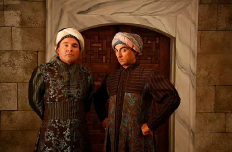 <p><strong>Şimdilerde atv ekranlarında yayınlanan Destan dizisinde Alpagu Han'ı canlandıran oyuncu Selim Bayraktar değişimiyle adından söz ettirdi.</strong></p>
