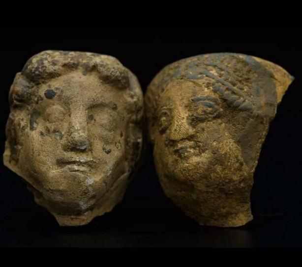 <p>Londra Arkeoloji Müzesi Altyapısı Müzesi'nden şantiye müdürü James West şunları söyledi: "Böylesine iyi korunmuş ve büyük bir Roma yolunun yanı sıra, çok sayıda yüksek kaliteli buluntu ortaya çıkarmak olağanüstü.</p>
<p> </p>