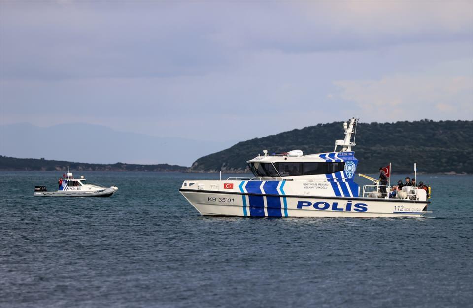 <p>İlk teknenin beğenilmesinin ardından 2 tekne daha inşa edilerek, Emniyet Genel Müdürlüğü Koruma Dairesi Başkanlığınca İstanbul, İzmir ve Antalya ekiplerine tahsis edildi.<br />
 </p>

