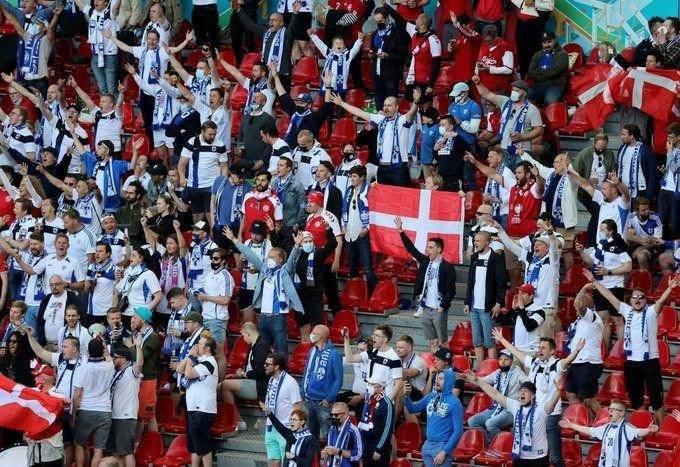 <p>FIFA Yılın Taraftarı Ödülü'nü Danimarka ve Finlandiya tribünleri paylaştı.</p>
