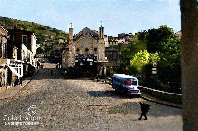 <p>Türkiye'nin ilk opera binası, Trabzon, 1950.</p>
