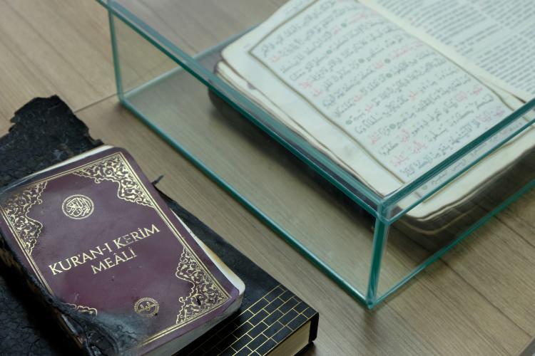<p>İtfaiye eri Ay, buna benzer olaylarla ilgili haberleri duyduğunu fakat karşılaşınca durumun ciddiyetini anladığını dile getirdi.</p>