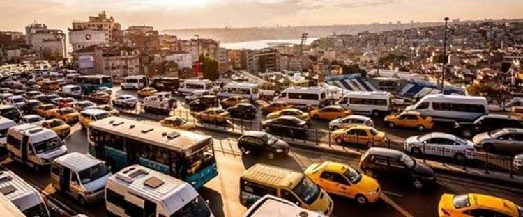 <p><strong>01.01.2018 SONRASI TESCİL</strong></p>
<p><strong>1801-2000 cc</strong><br />
<strong>Matrahı 177 bin lira</strong></p>
<p>1-3 yaş - 5.603 lira</p>
<p>4-6 yaş - 4.315 lira </p>
<p><strong>Matrahı 177 bin lira ve üstü</strong></p>
<p>1-3 yaş - 7.004 lira</p>
<p>4-6 yaş - 5.886 lira </p>
