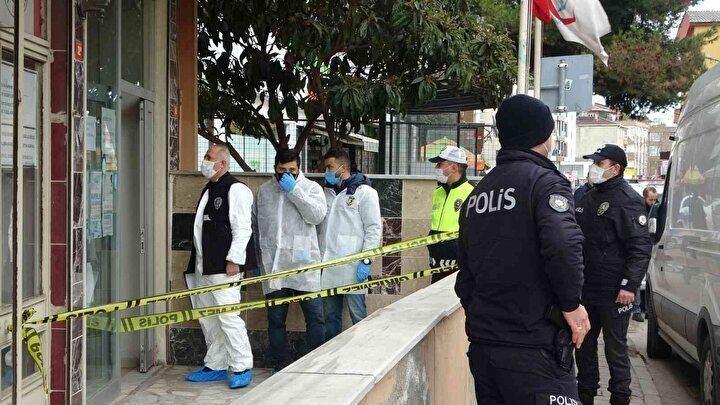 <p>Kendisini yakalayan polislere olayı anlatan Rahmi Uygun, Hemşire Ömür Erez'le iki yıl önce internet üzerinden tanıştığını iddia etti.</p>