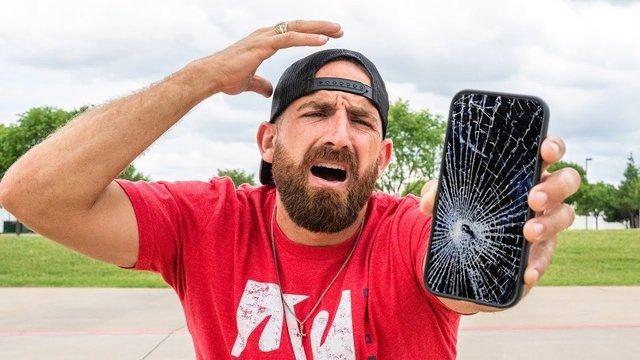 <p>8- Dude Perfect</p>
<p>Abone Sayısı: 57 milyon</p>
<p>Yıllık Gelir: 20 milyon dolar</p>
