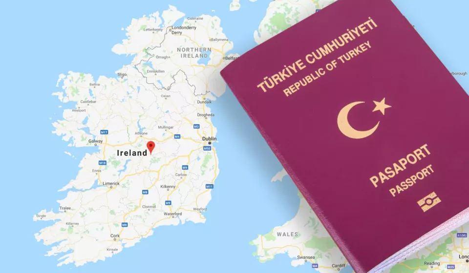 <p>Dünyada birçok ülkede vize uygulaması varken bazı ülkeler Türk vatandaşlarından 30 ile 90 gün arası turistik gezi için vize istemiyor.<br />
<br />
Büyükelçilik sosyal medya hesabından duyurdu. Türk vatandaşlarının vizesiz gidebileceği ülkelere bir yenisi daha eklendi. Trablus Büyükelçiliği, Türkiye'den 16 yaş altı ve 55 yaş üstü vatandaşların Libya'ya vizesiz gidebileceğini açıkladı. Peki Libya dahil vize olmadan Türkiye Pasaportu ile gidebileceğiniz ülkeler hangileri? <br />
<br />
İşte Türkiye'den vize istemeyen ülkeler ve vizesiz kalabileceğiniz gün sayıları...</p>
