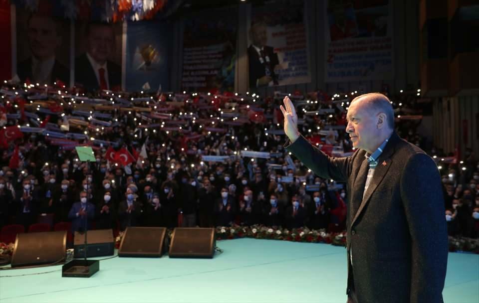 <p>Cumhurbaşkanı ve AK Parti Genel Başkanı Recep Tayyip Erdoğan, AK Parti Trabzon İl Danışma Meclisi Toplantısı'na katıldı.</p>

<p> </p>
