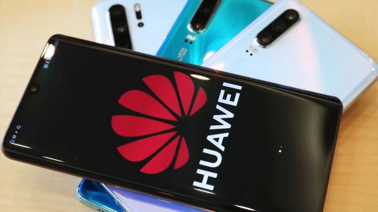 <p> <strong>9. Huawei</strong>- Çinli Huawei<strong> 71,2 milyar dolarla</strong> 9'uncu, </p>
<p> </p>