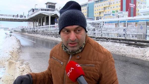 <p><strong>"OTELE HAMİLE VE ÇOCUKLU OLANLARI ALDIK"</strong></p>
<p>Otel yöneticisi Gökhan Aygün ise , "Bizim otelimiz mobilya fuarından dolayı zaten doluydu. Dolası olmasına rağmen 50-60 oda geldi, hamile ve çocuklu olanları aldık. Ancak alamadığımız çok kişi oldu" dedi. </p>