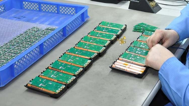 <p> ASPİLSAN Enerji tarafından Türk Telekom’un desteğiyle geliştirilen lityum bataryaları sahalarımıza kurup test etmeye başladık. Projenin; tasarım, geliştirme ve saha testlerini ASPİLSAN Enerji ile birlikte tamamlayıp ticari kullanım aşamasına geçmenin haklı gururunu yaşıyoruz. </p>
