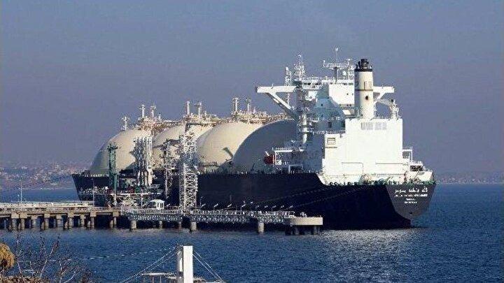 <p>Cezayir'in Arzew Limanı'ndan yola çıkan "Lalla Fatma N'Soumer" adlı sıvılaştırılmış doğal gaz (LNG) gemisi 31 Ocak'ta Türkiye'ye ulaştı. Dev geminin toplam 144 bin 888 metreküp kapasitesi bulunuyor.</p>
