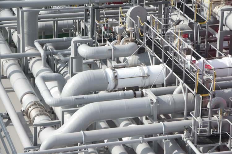<p>170 bin metreküp LNG kapasitesinin gaz karşılığı yaklaşık 110 milyon metreküp. Ertuğrul Gazi’nin günlük maksimum gazlaştırma kapasitesi de 28 milyon metreküp. </p>