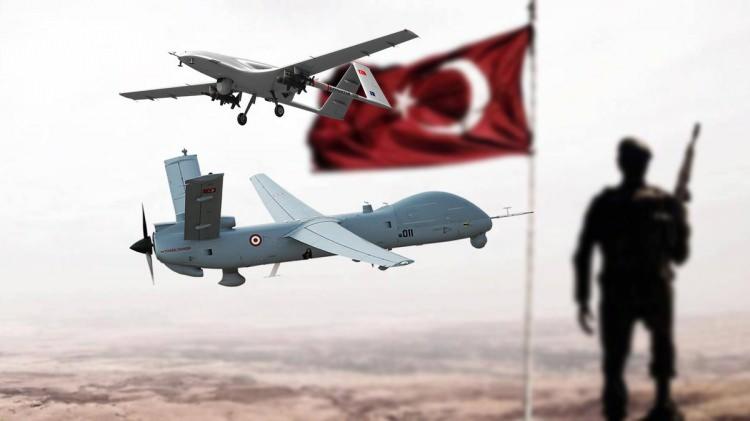 <p> </p>

<p>Türkiye'nin insansız hava araçlarını 'Dünyanın en iyisi' olarak tanımlayan Güney Afrika iş dünyası, Türkiye ile insansız hava aracı ticareti yapmak için girişimde bulunduklarını belirttiler.</p>
