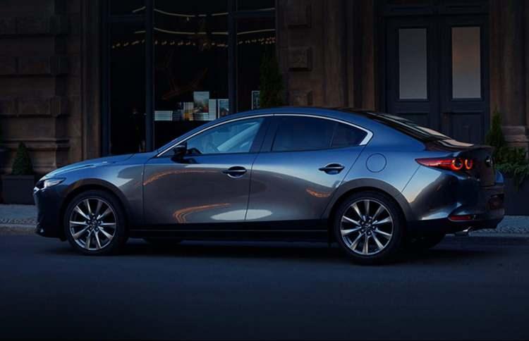 <p>Mazda 3 Sedan</p>
