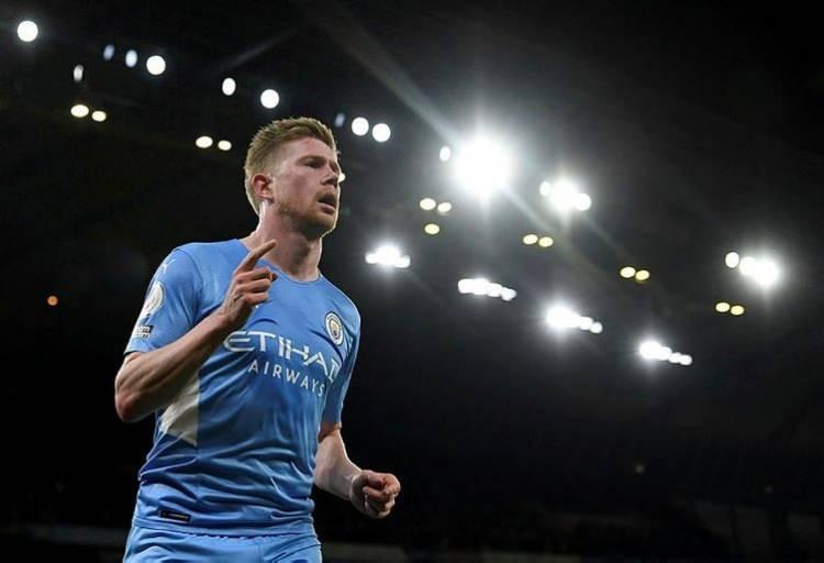 <p>Belçikalı orta saha, sözleşmesini 2025'e kadar uzattı ve Guardiola'yı rahatlattı.</p>
