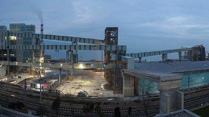 <p>Poyraz, 2022 yılı içinde ilk faz tesis kurulumu tamamlandıktan sonra maden işleme çalışmalarını yapıp 2022 yılının sonu itibarıyla buradan çıkacak ilk altın külçesinin Türk ekonomisine kazandırmak istediklerini de aktarmıştı.</p>