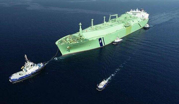<p>Cezayir'in Arzew Limanı'ndan yola çıkan "Berge Arzew" adlı sıvılaştırılmış doğal gaz (LNG) gemisi 16 Ocak'ta Türkiye'ye ulaştı. Toplam 138 bin 89 metreküp kapasiteli gemi, Aliağa LNG Terminali'ne LNG sevkiyatı yaptı.</p>
