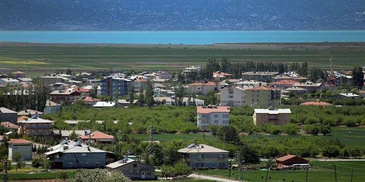 <p>Konya'nın Yalıhüyük ilçesi, 1532 kişiyle Türkiye'nin en küçük ilçesi oldu.</p>