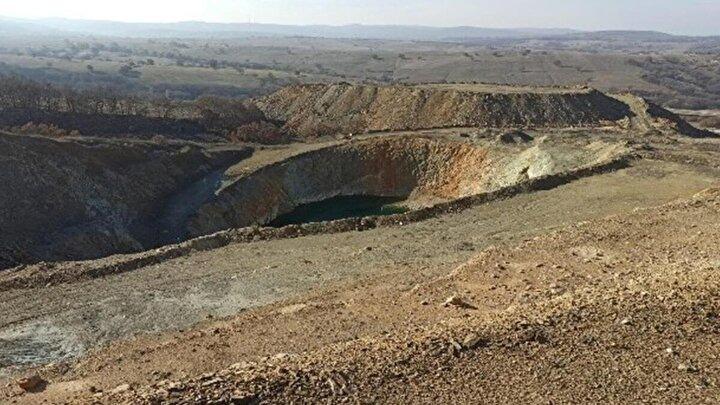 <p>109 ton altın rezervi için yapılacak yatırım için beklenen teşvik belgesi ise Sanayi ve Teknoloji Bakanlığı tarafından onaylanarak dünkü Resmi Gazete'de yayımlandı.<br />
GÜBRETAŞ'ın Bilecik Söğüt'teki tesis yatırımı Aralık 2021'de en yüksek teşvik belgeli beş yatırım arasında yer aldı.</p>
