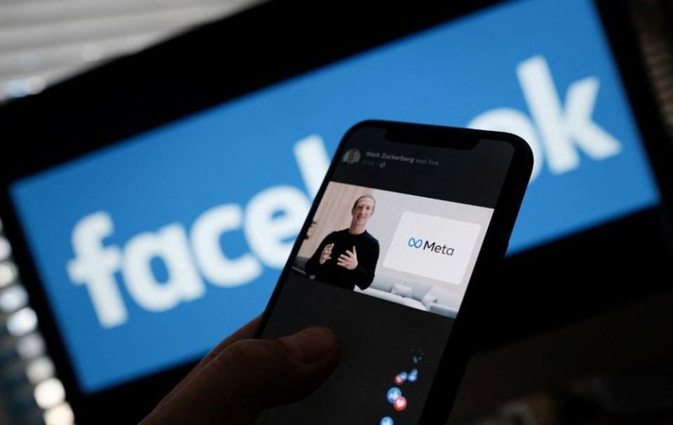 Facebook 18 yıl sonra bir ilki yaşıyor! Rekor kayıp...
