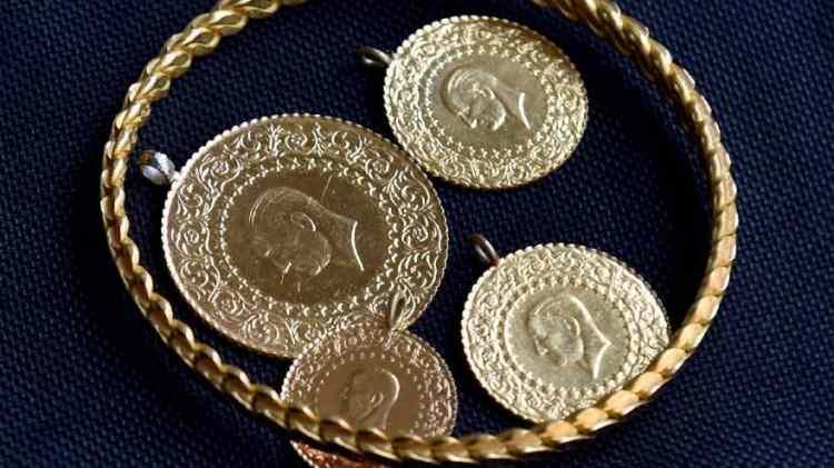 <p>Dolar endeksinin zayıfl aması ve Rusya-Ukrayna gerilimi altın fiyatlarını destekliyor. Fed’in geçtiğimiz haftaki şahin açıklamaları sonrasında indiği 1.782 dolar seviyesinden gelen tepki alımlarıyla 1.800 dolar bandına yeniden gelen altın burada 1.810 dolara takıldı. </p>