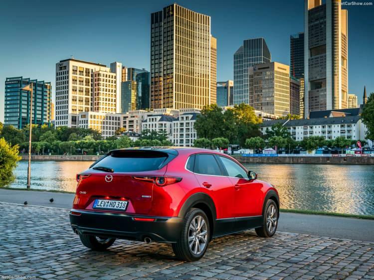 <p>Mazda CX-30</p>
