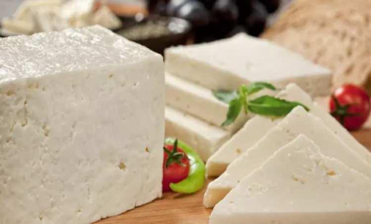<p><strong>BEYAZ PEYNİR (1 kg)</strong><br />
<br />
En ucuz fiyat: 39.90 TL<br />
%1 KDV fiyatı: 37.11 TL<br />
<br />
En pahalı fiyat: 120 TL<br />
%1 KDV fiyatı: 111 TL</p>