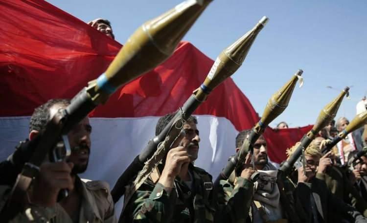 <p><span style="color:#FF0000"><strong>"HUSİLER SALDIRILARINA DEVAM EDİYOR"</strong></span></p>

<p>McKenzie, Husilerin "pervasız ve sorumsuzca" davrandığını, BAE'yi hedef aldığı ve Suudi Arabistan saldırılarına devam ettiğini belirtti.</p>

<p>&nbsp;</p>
