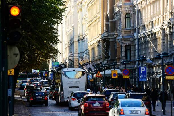 <p>Bilbao’yu 2019'da trafik sıkışıklığı yüzde 3’lük düşüşle yüzde 16 seviyelerine gerileyen Finlandiya'nın başkenti Helsinki ve yüzde 17 tıkanıklık oranıyla Polonya'nın Katowice kenti izledi.</p>

<p> </p>
