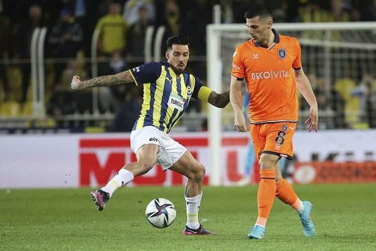 <p><strong>JOSE SOSA</strong></p>
