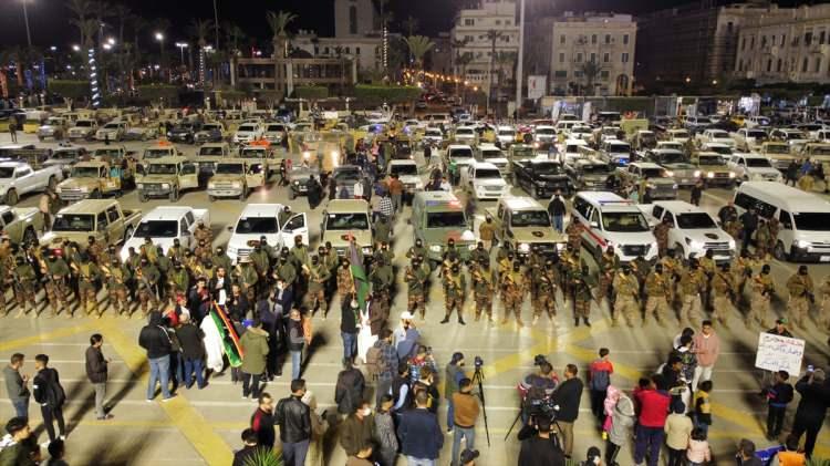 <p> Libya’nın Misrata kentinden hareket eden çok sayıda askeri güç başkent Trablus’a ulaştı.</p>
