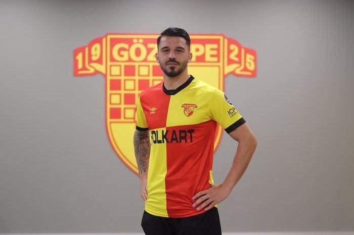 <p>Aytaç Kara</p>
<p>Galatasaray -> Göztepe</p>
<p>Bonservis: Kiralık</p>